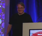 Linus Torvalds 呼吁停止因使用 AI 而攻击他人